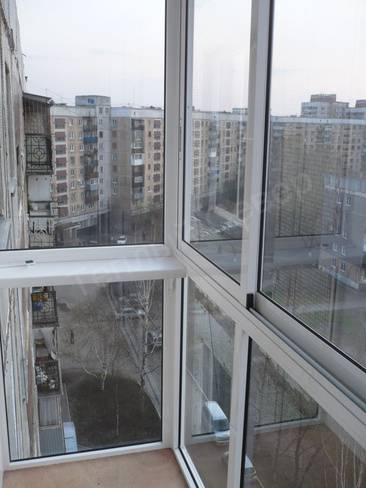 Алюминиевое остекление балкона - заказать остекление балкона алюминиевым профилем