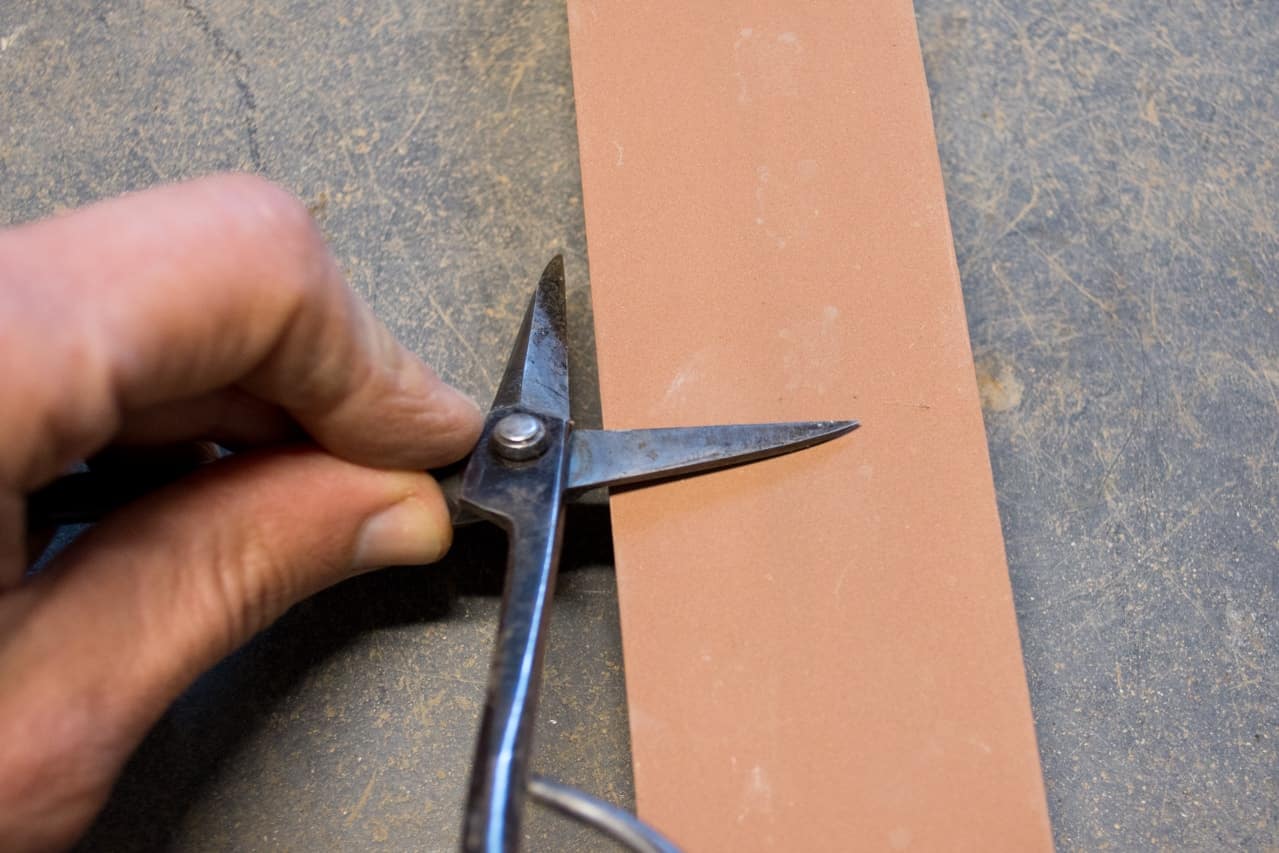 Как наточить ножницы в домашних условиях: быстро, легко и доступно
