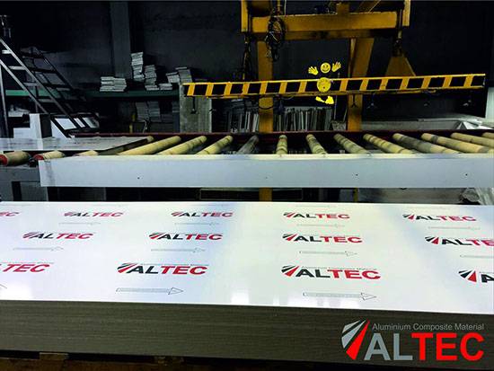 Композитные алюминиевые панели Altec: назначение, конструкция и достоинства