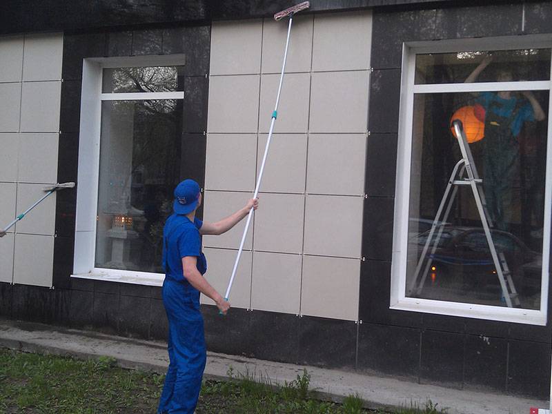 Мытье фасадов: особенности работы, оборудование и средства для клининга | mastera-fasada.ru | все про отделку фасада дома