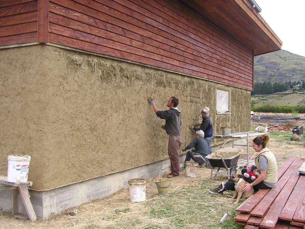 Этапы оштукатуривания деревянного дома снаружи