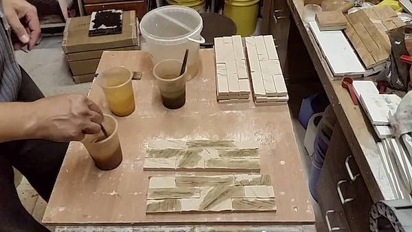Технология производства декоративных камней, как смастерить блоки своими руками