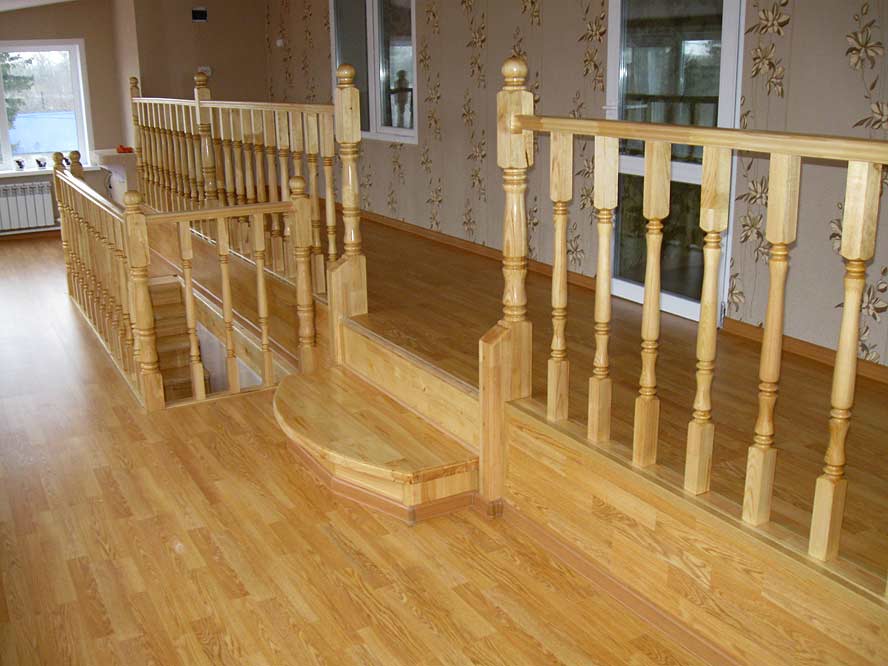 Производство лестниц, дверей, отделочных элементов из массива ценных пород древесины - lestnitza.ru