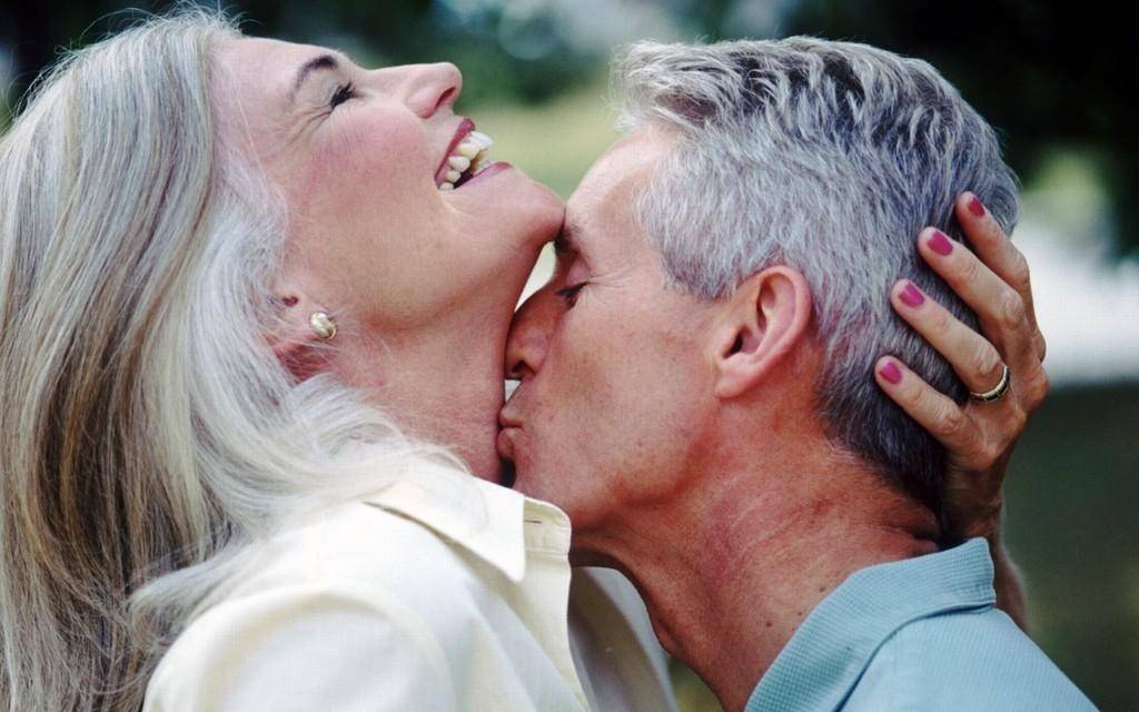 Как сохранить любовь: в отношениях, на расстоянии, в браке, на долгие годы, советы психологов.