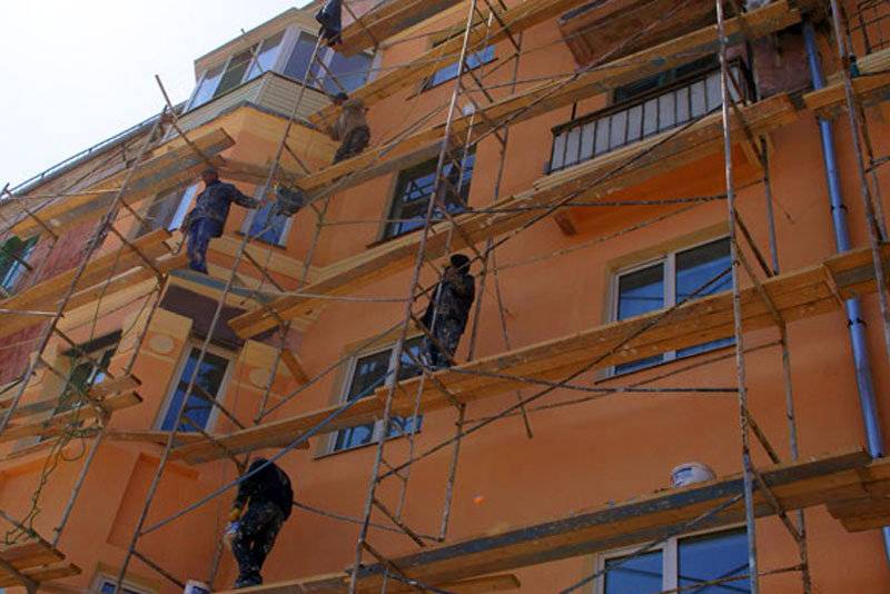 Капитальный ремонт фасада многоквартирного дома: что входит в капремонт жилого панельного (кирпичного) здания