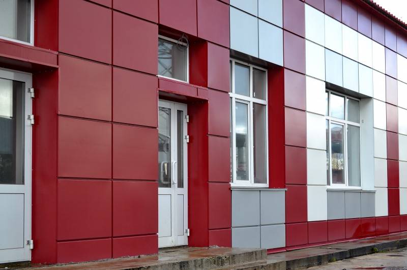 Вентилируемый фасад из композитных панелей технология