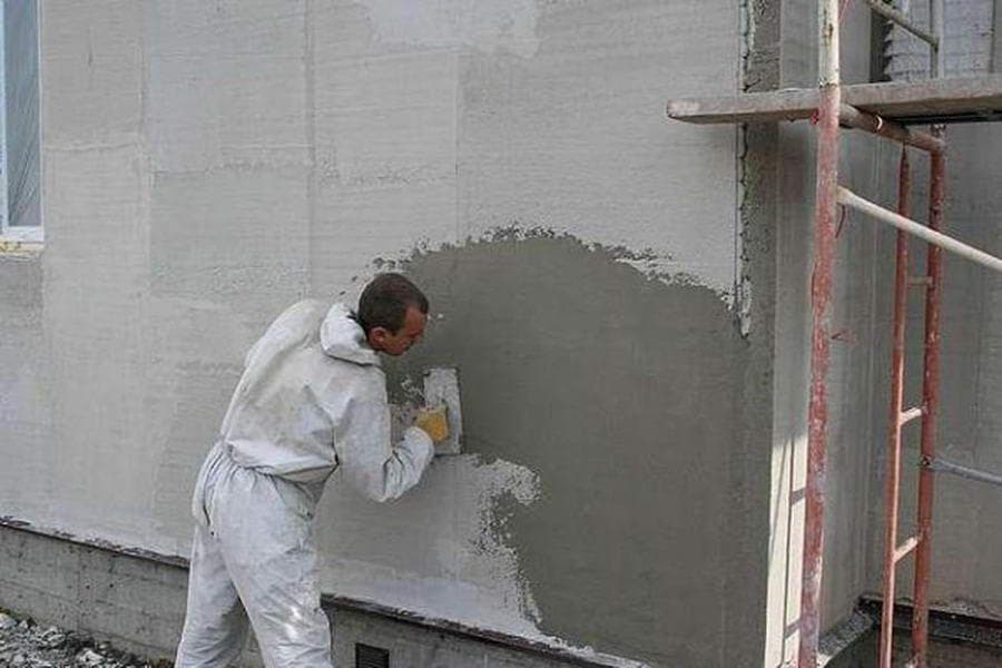 Технология ремонта штукатурки фасада и подготовка поврежденных участков