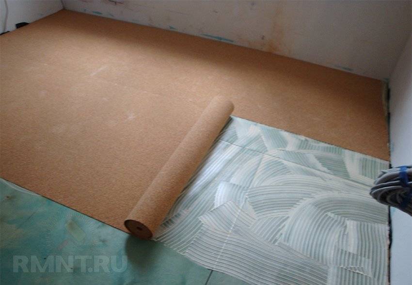 Подложка под линолеум на деревянный пол: какую подкладку выбрать, использовать укладку, как правильно стелить