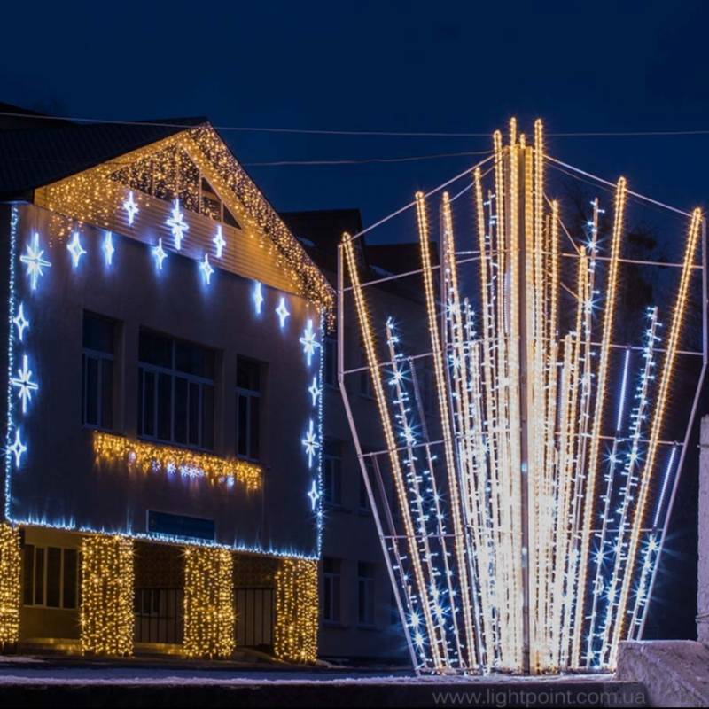 Украшение дома на новый год. новогоднее оформление фасадов зданий: весь город в предвкушении праздника