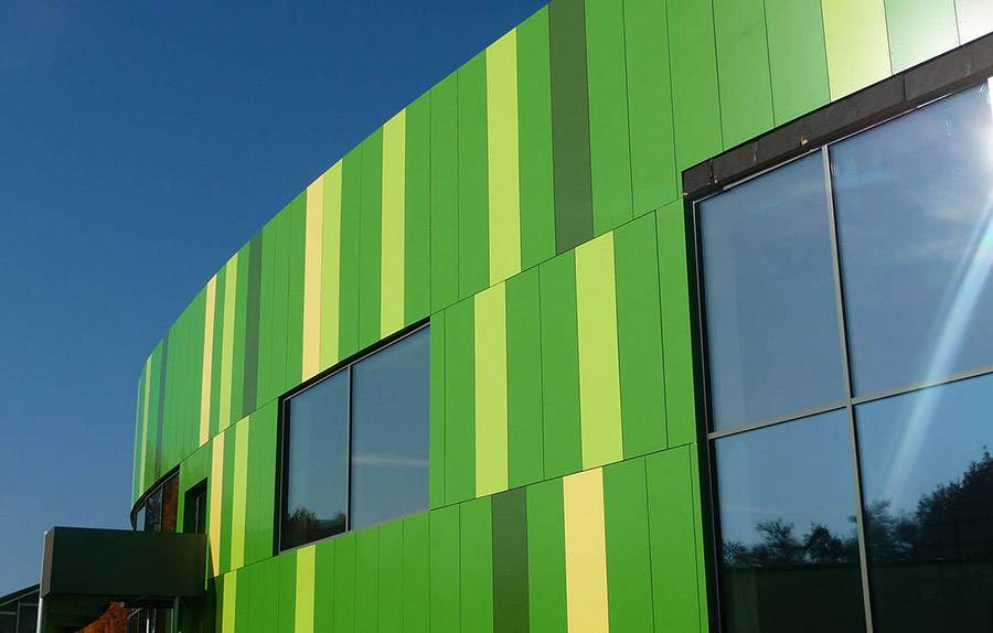 Композитные фасадные панели — инновационная облицовка дома и офиса