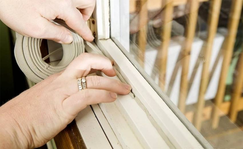 Как утеплить старые деревянные окна на зиму - заметки строителя