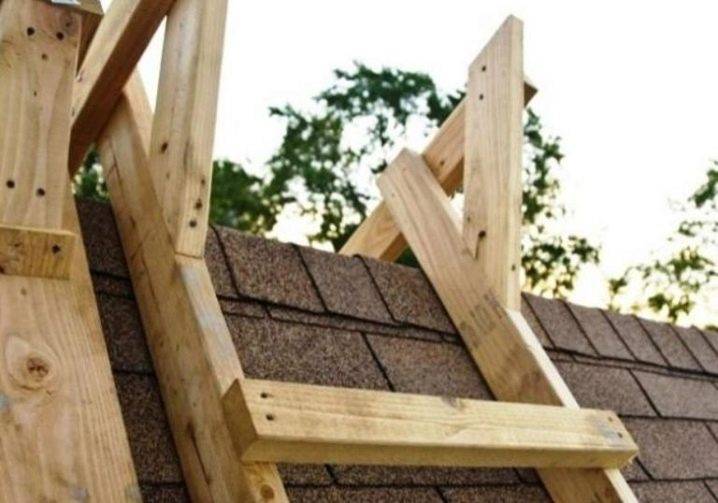 Как сделать деревянную лестницу для крыши. как сделать лестницу для работы на крыше
