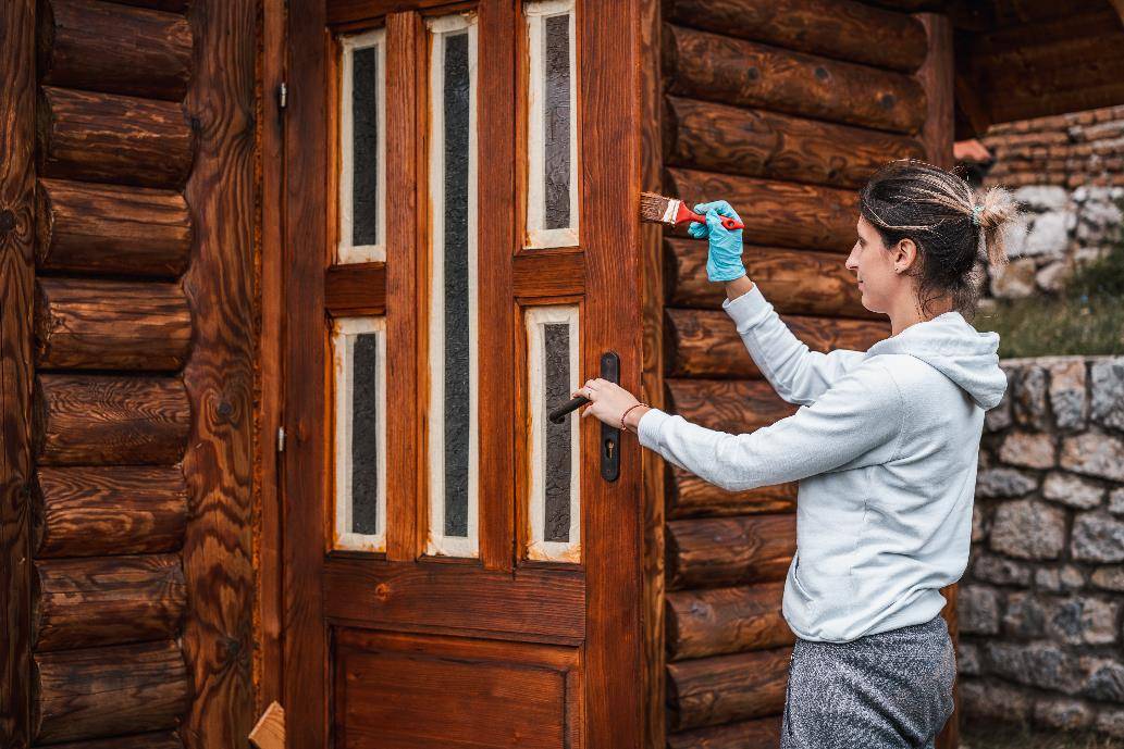 Оптимальная температура для покраски деревянного дома