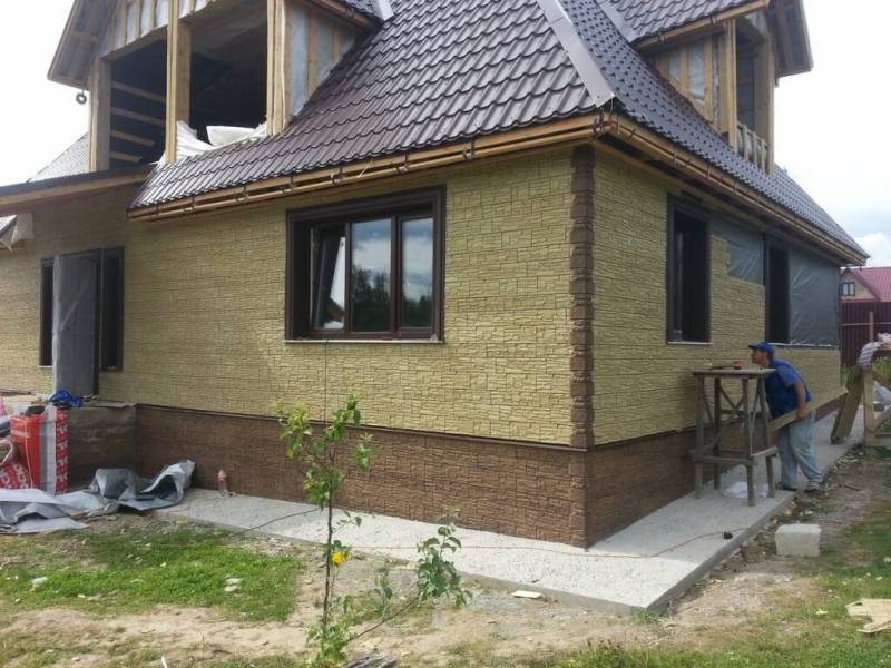 Отделка фасада деревянного дома: варианты оформления