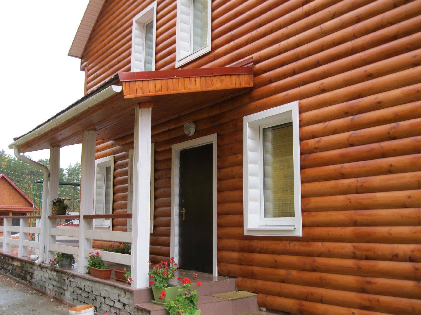 Отделка деревянного дома внутри и снаружи, фото.