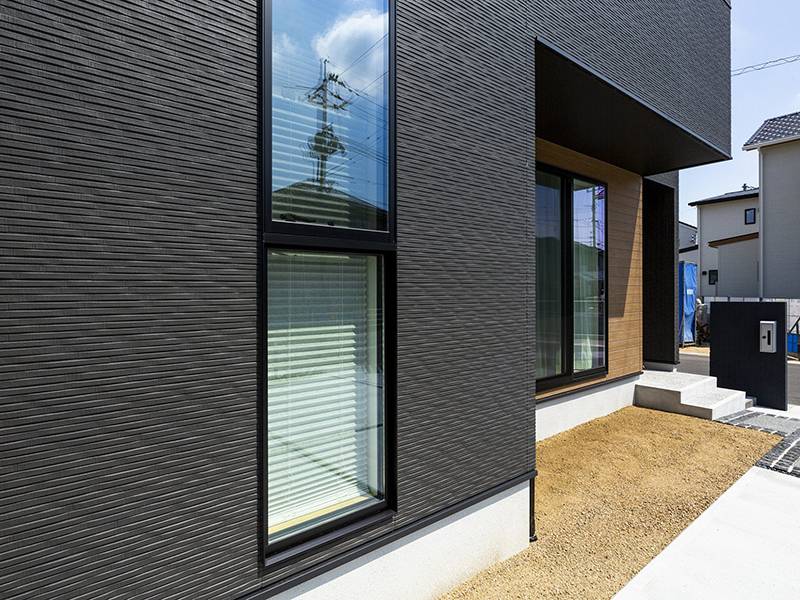 Лучшее решение для облицовки вашего дома это фасадные панели Kmew