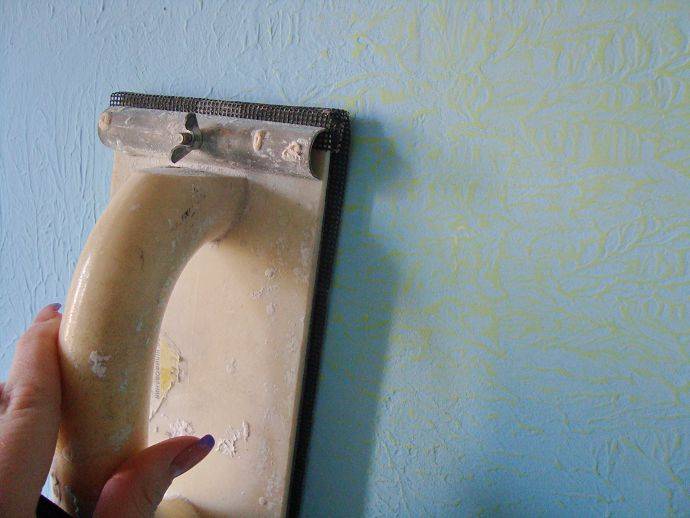Штукатурка стен гипсовой штукатуркой своими руками: пошаговая инструкция с фото и видео.