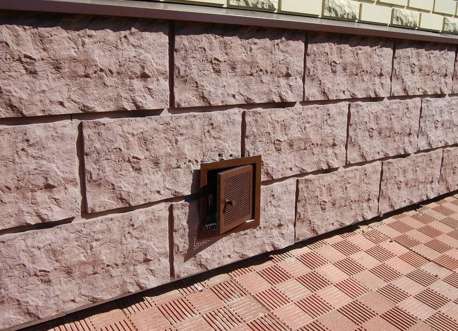 Облицовочная плитка для цоколя дома (клинкерная, полимерная, керамическая, из натурального камня): инструкция как выбрать и обложить цоколь