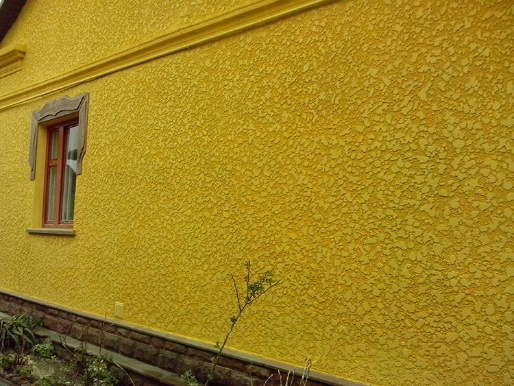 Отделка стен своими руками. как покрасить штукатурку?