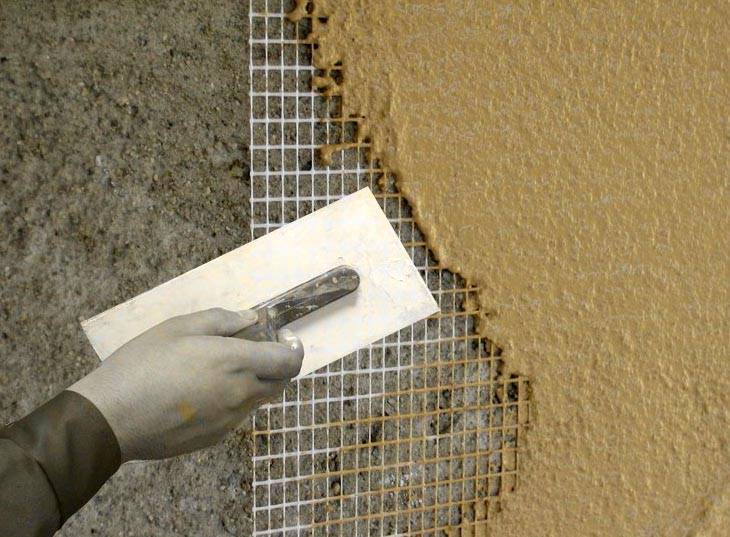 Штукатурка по сетке: технология крепления штукатурного полотна к стене (видео)