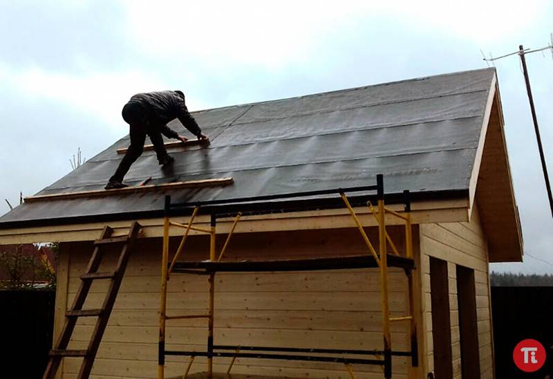 Какой стороной класть рубероид на крышу гладкой или шершавой: на бетонную крышу
