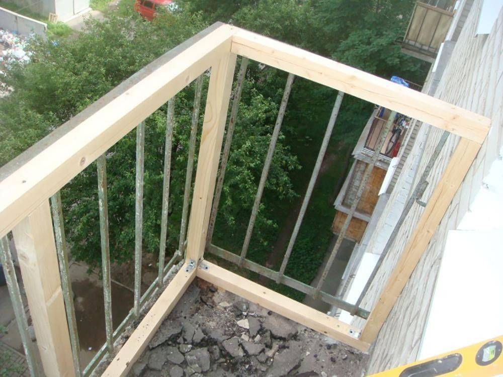 Остекление балкона своими руками: виды систем и технология работ