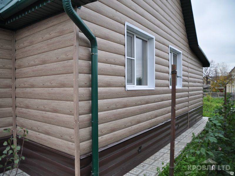 Сайдинг или блок хаус для отделки деревянного дома