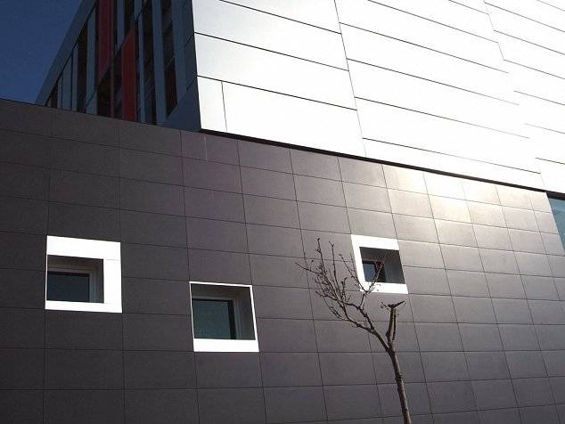 Отделка фасада керамогранитом: технология облицовки зданий (фото, видео)