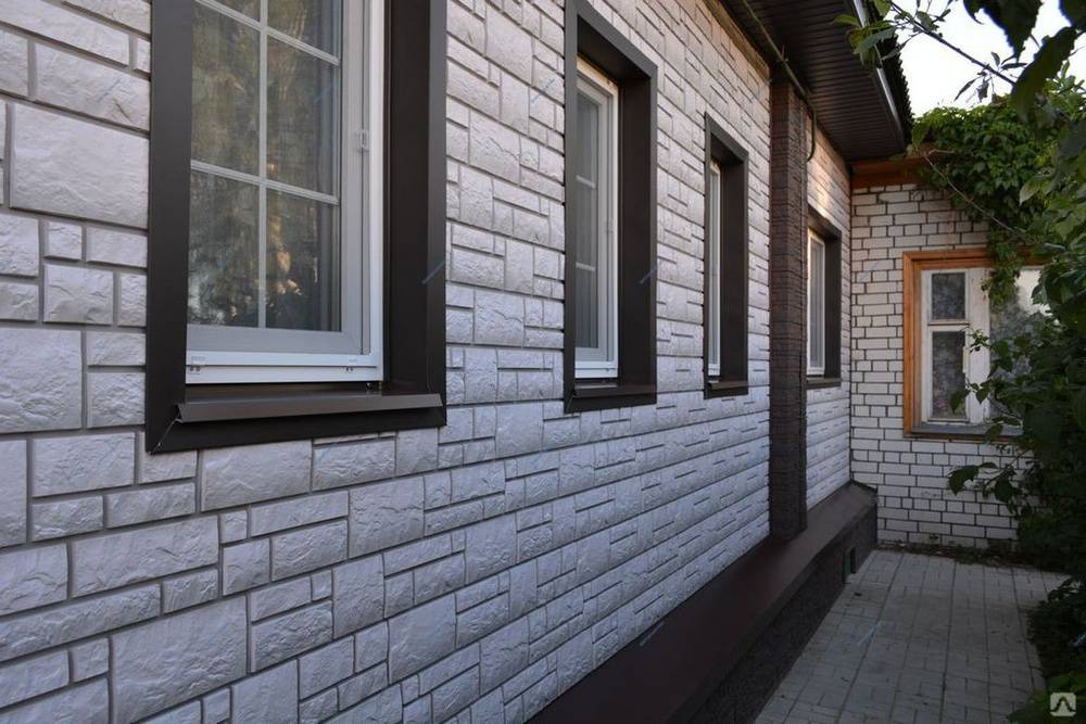 Виды сайдинга для наружной отделки дома: белый, винилон, дачный, бетонный, бесшовный, перфорированый + фото