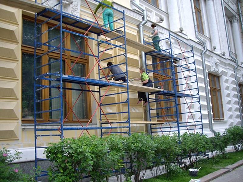 Технология ремонта фасада здания с покраской и подготовкой