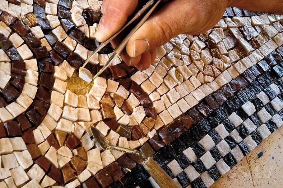 Мозаика из натурального камня
