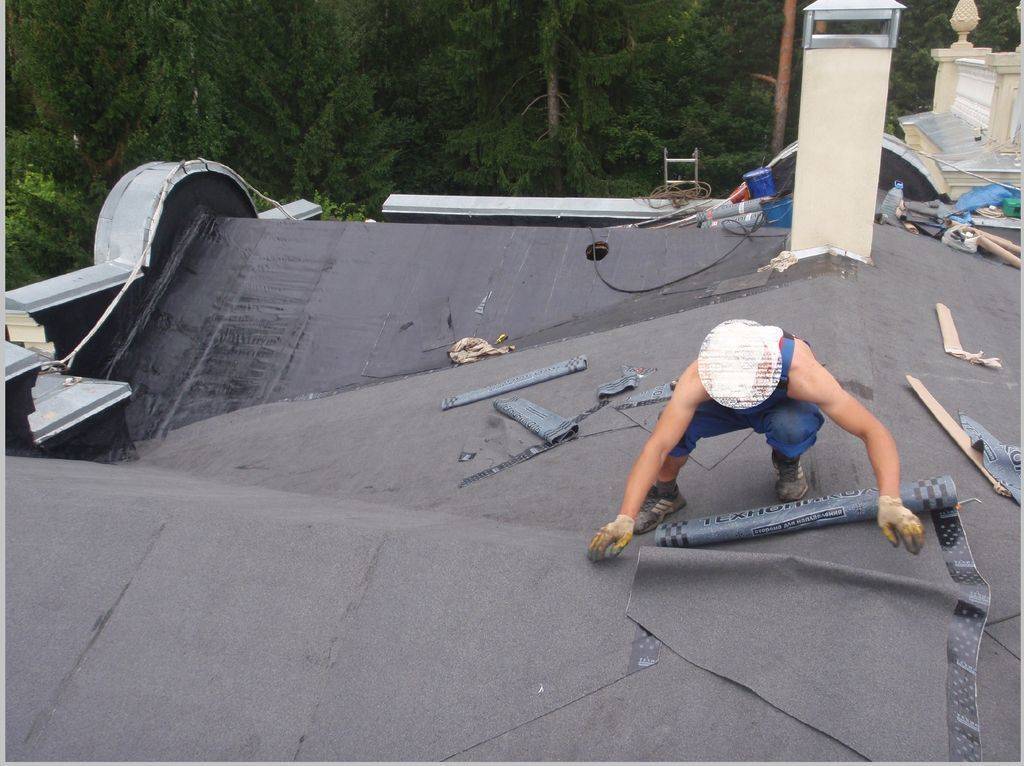 Монтаж крыши из руберойда своими руками в деревенском доме: обзор +видео