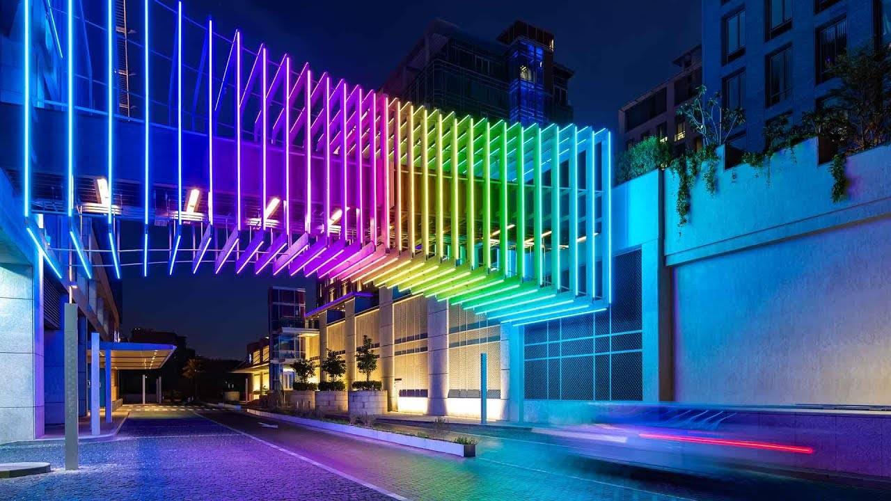 Архитектурная led подсветка здания на алюминиевом профиле ?
