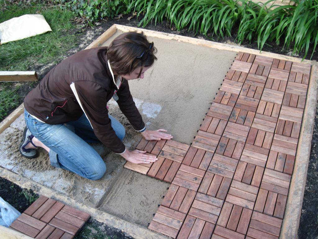 Самостоятельное изготовление тротуарной плитки для дачных дорожек: состав смеси