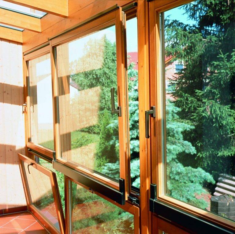 Установка панорамного окна в квартире: плюсы и минусы