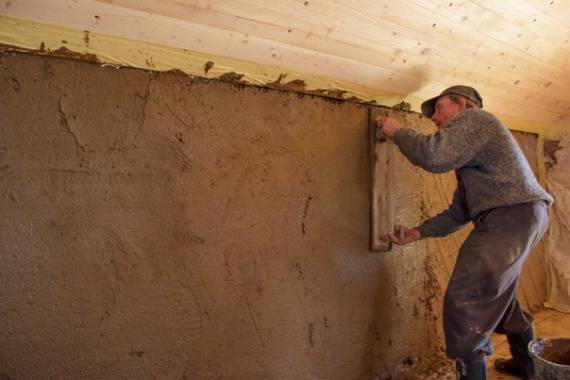 Как штукатурить деревянные стены внутри и снаружи?