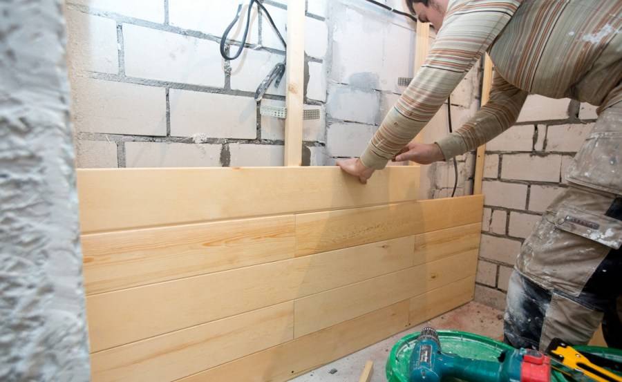 Обшивка и монтаж имитации бруса внутри дома + как крепить деревянные панели к обрешетке