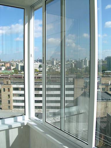 Остекление балконов алюминиевым профилем, раздвижные окна
