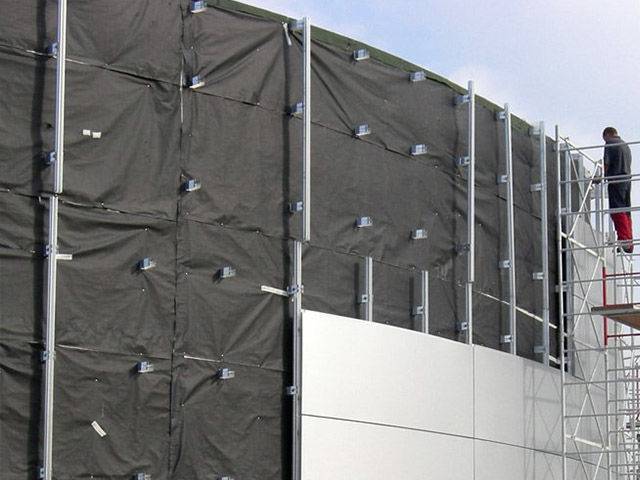 Утепление вентилируемого фасада :устройство с двухслойным утеплением минватой