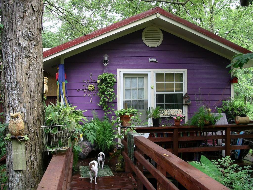Особенности покраски деревянного дома снаружи