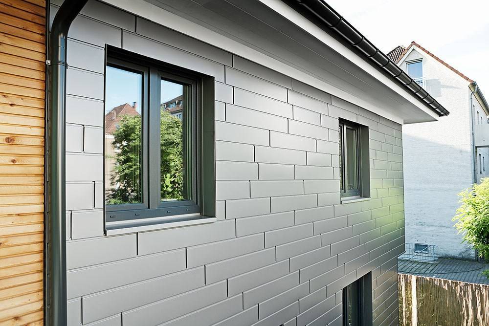 Обзор современных материалов для отделки фасада дома | виды, характеристики, плюсы и минусы