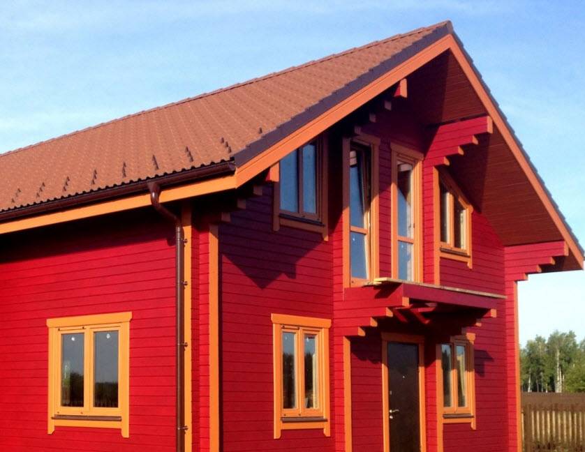 Покраска дома из бруса: какие виды красок можно применять снаружи и внутри помещения