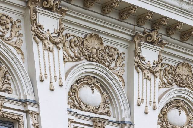 Нарышкинское барокко в архитектуре - признаки, отличительные черты и примеры